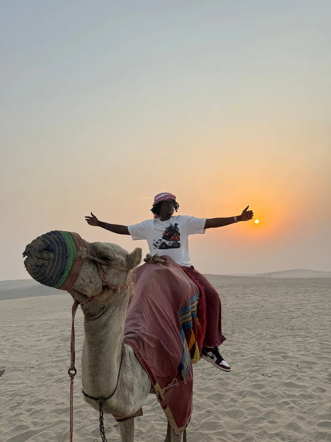 Doha: Safari nel Deserto con Sandboarding, visita al Mare Interno e Giro in Cammello Opzionale