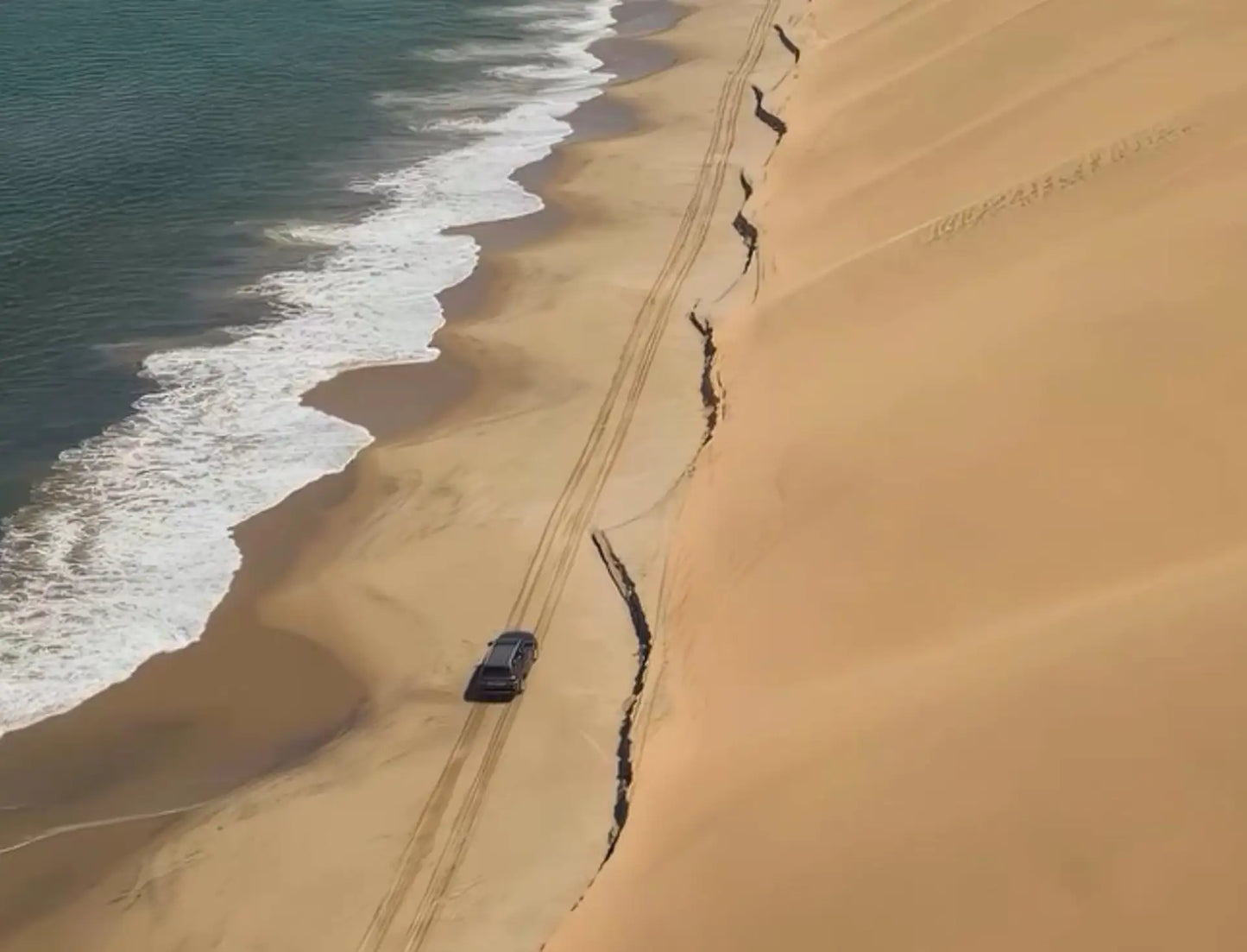 Doha: Inland Sea Desert Safari with Dune Bashing, Camel Ride and Sandboarding