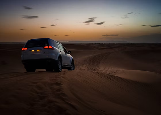 Doha : Safari nocturne dans le désert sous les étoiles arabes