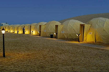Doha: Overnight Desert Safari with BBQ and Inland Sea