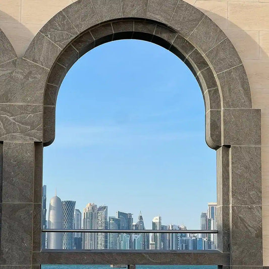 Doha: Private City Tour to Souq Waqif, Katara and the Pearl with 4x4 Land Cruiser