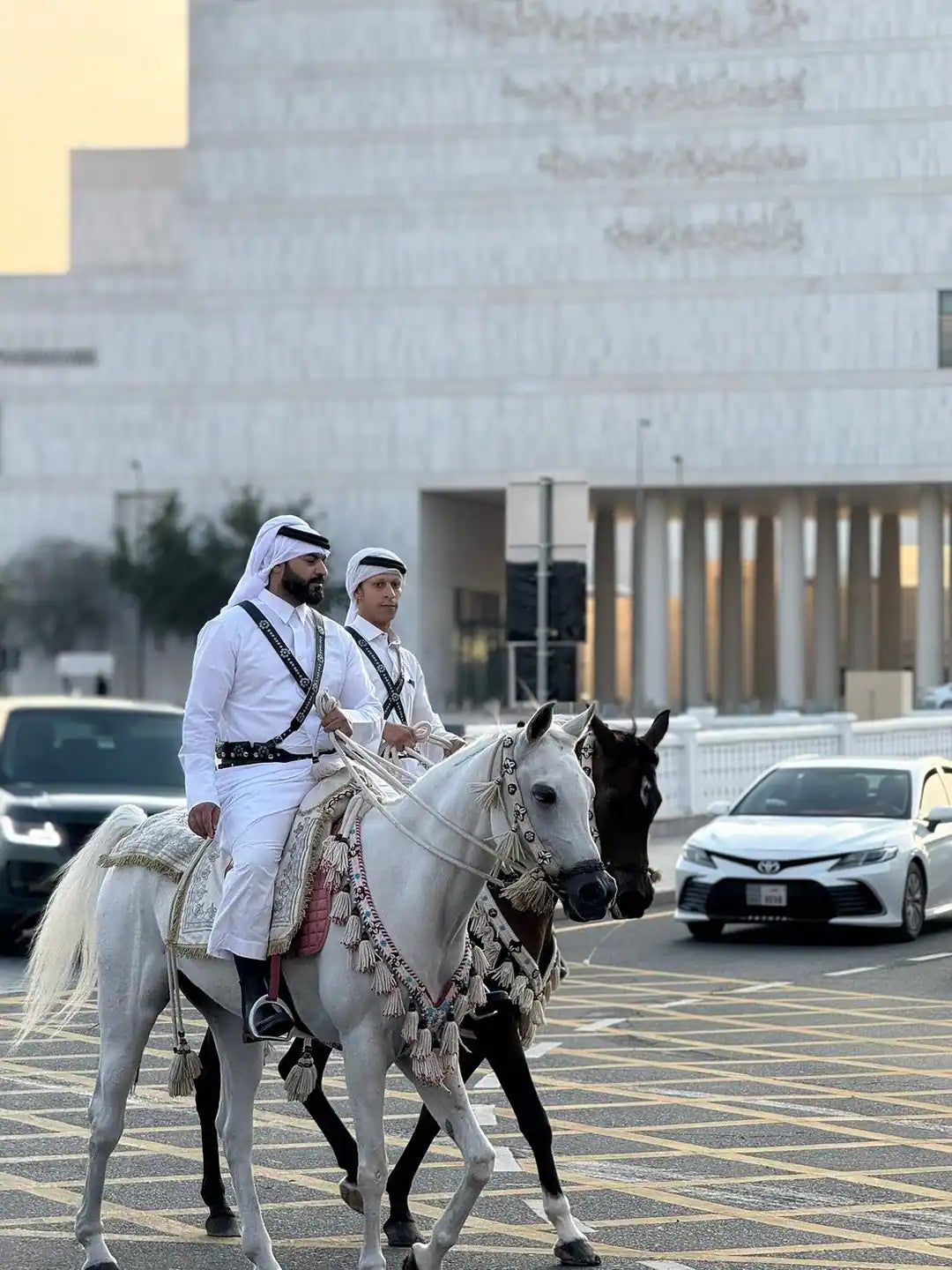 الدوحة: جولة مدينة خاصة إلى سوق واقف وكتارا ولؤلؤة قطر بسيارة لاند كروزر 4x4