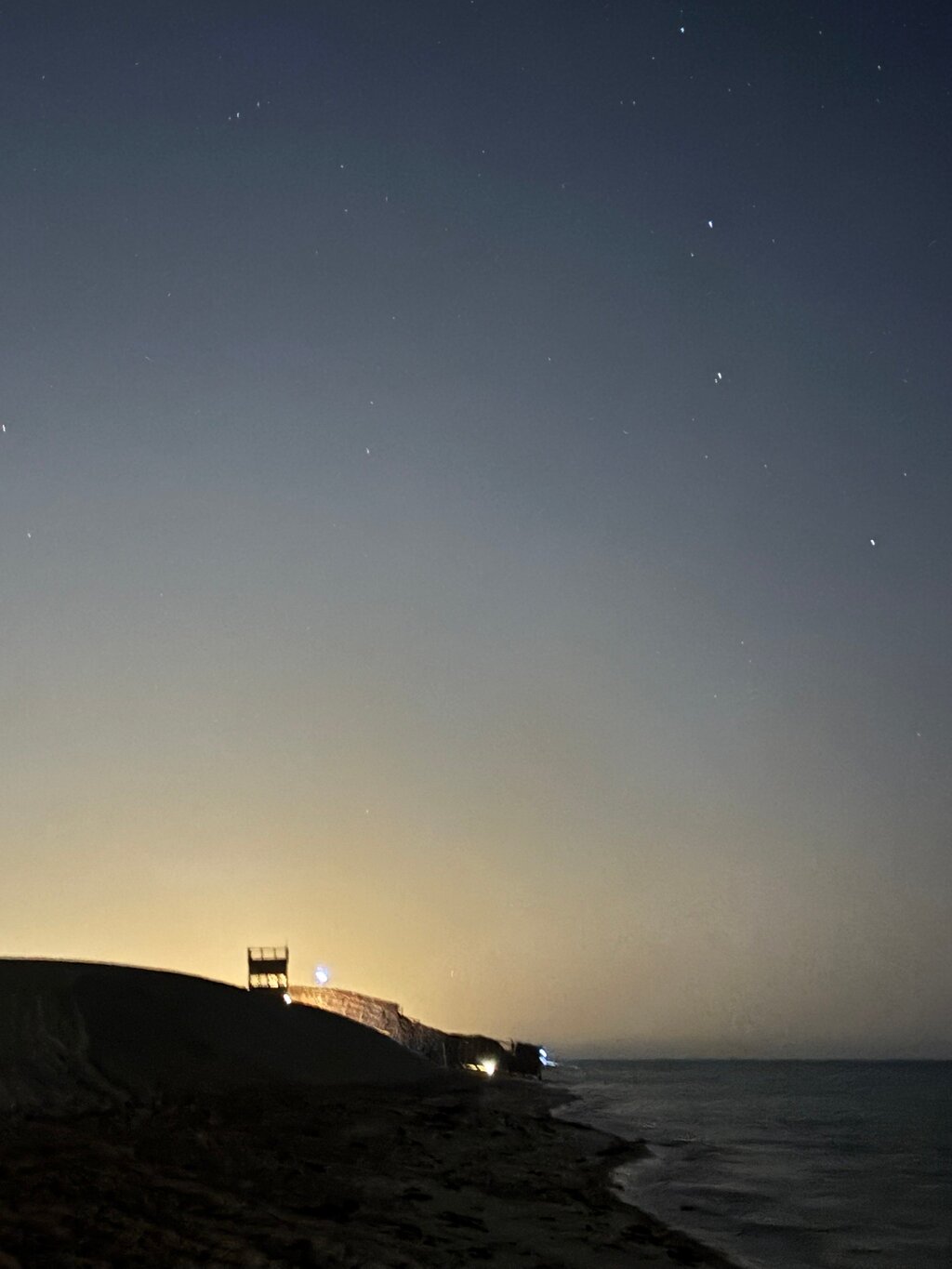 Doha : safari nocturne privé dans le désert avec balade à dos de chameau et observation des étoiles
