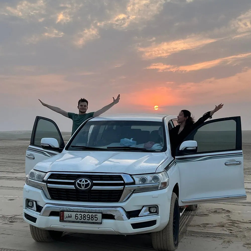 Doha: Gemeinsame Wüstensafari und Tour zum Binnenmeer mit optionalem Kamelritt