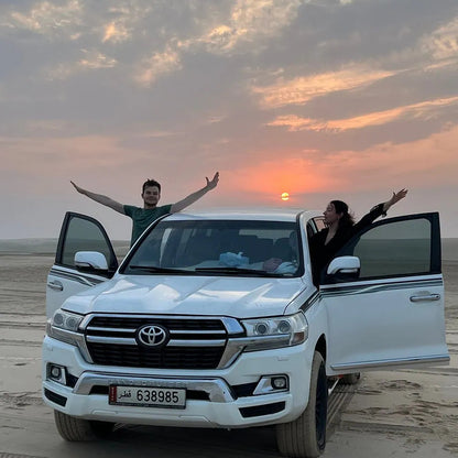 Doha: Gemeinsame Wüstensafari und Tour zum Binnenmeer mit optionalem Kamelritt
