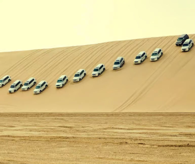 Doha : Safari dans le désert partagé ou privé avec dune bashing et sandboarding