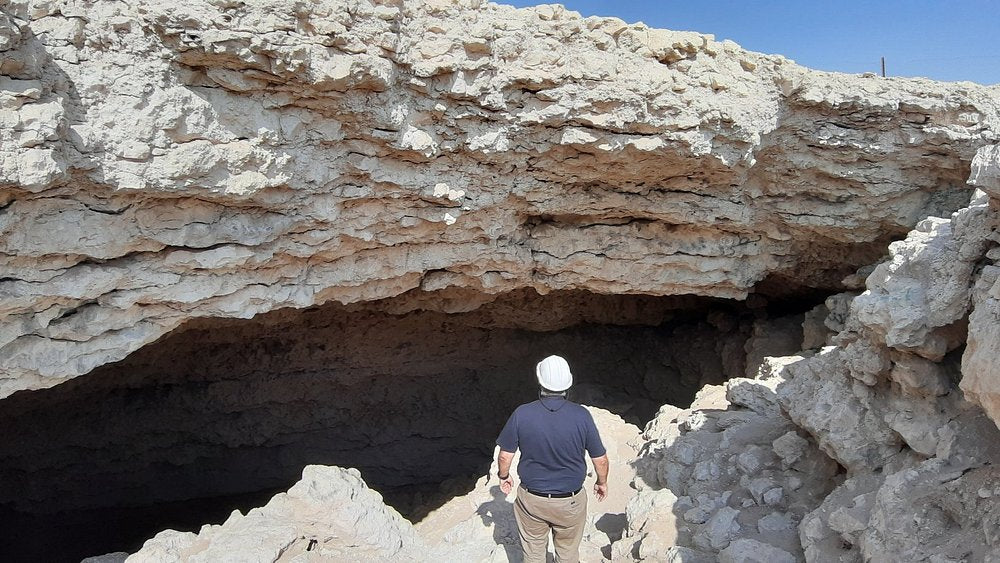 Doha: Geführte Tour zu den singenden Sanddünen und dem Misfir-Sinkloch