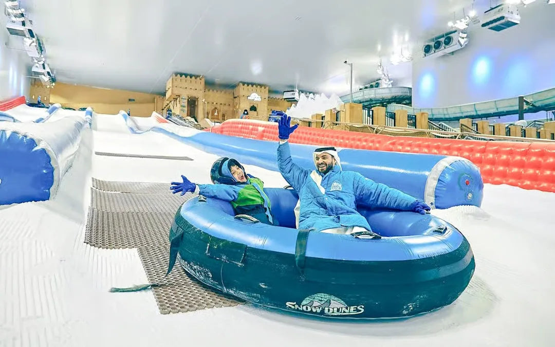 Doha: Eintritt in den Snow Dunes Theme Park und Schneeaktivitäten
