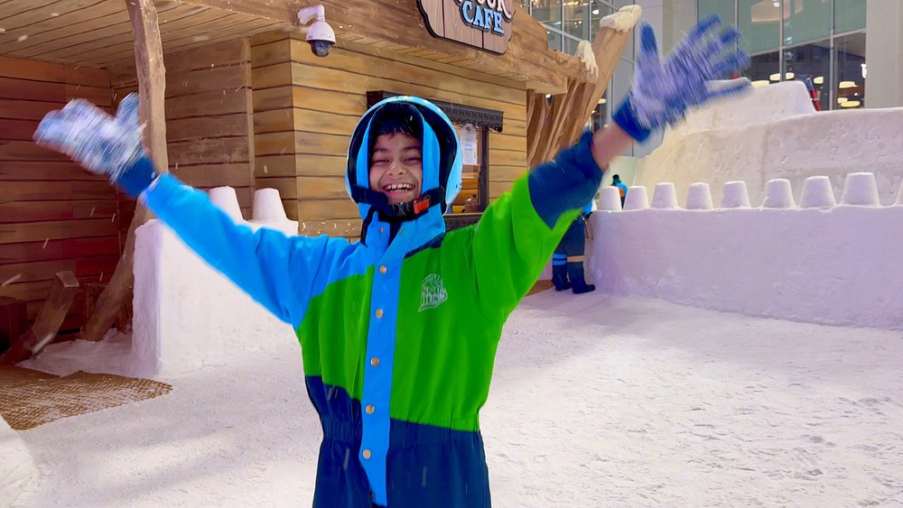 Doha: Eintritt in den Snow Dunes Theme Park und Schneeaktivitäten