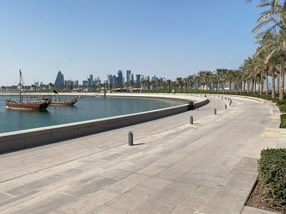 Doha: spacer fotograficzny o wschodzie słońca i miejska wycieczka w złotej godzinie