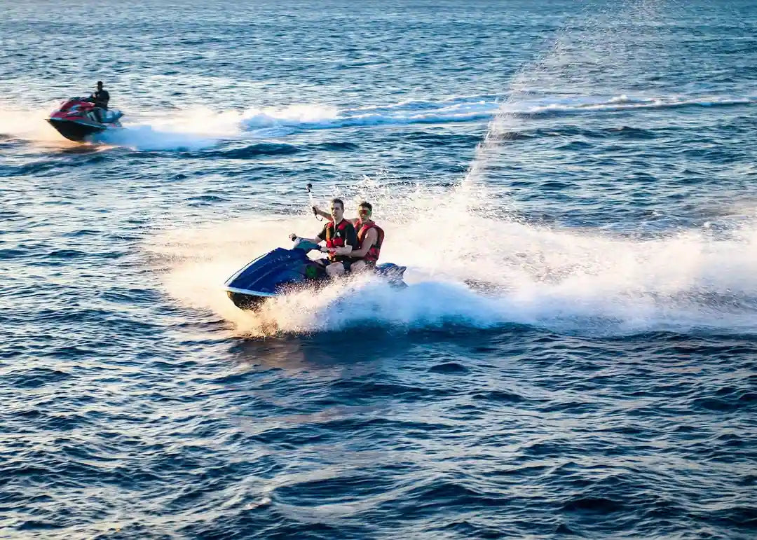 Doha: tour en moto acuática al atardecer por Pearl Qatar y West Bay