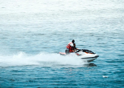 Doha: tour en moto acuática al atardecer por Pearl Qatar y West Bay