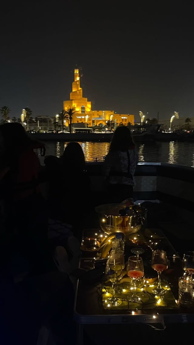 Doha: Sunset or Evening Private Boat Cruise in Lusail