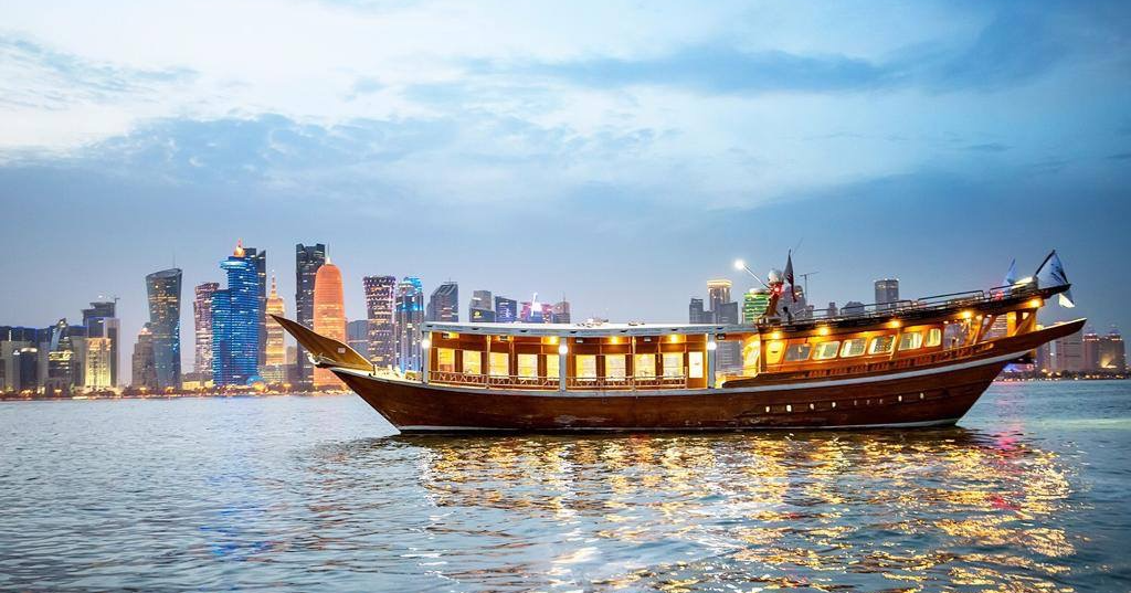 Doha: Cruzeiro Tradicional em Dhow e Passeio pela Corniche