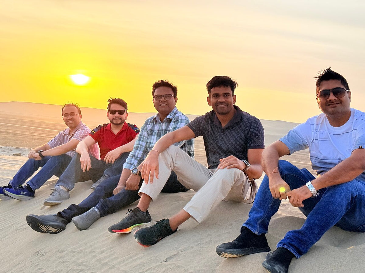 Doha: Geteilte Wüstensafari mit Dünenfahrt und Sandboarding