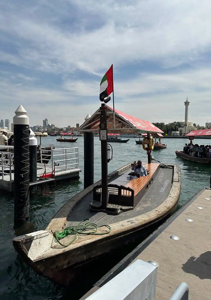 Dubai: Private geführte Street-Food-Walking-Tour durch Alt-Dubai