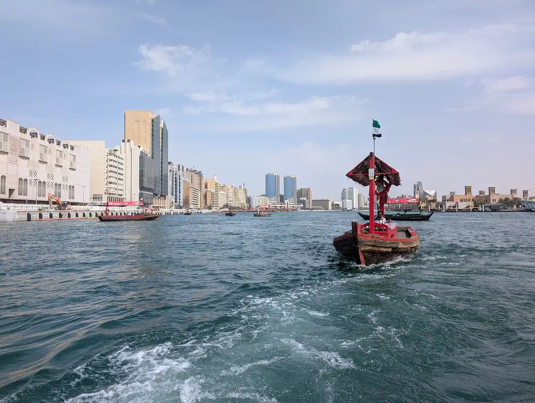 Dubai: Private geführte Street-Food-Walking-Tour durch Alt-Dubai