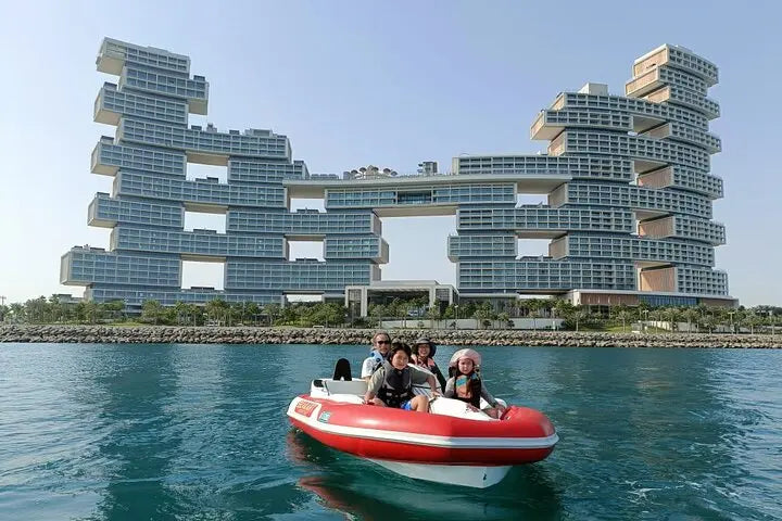 Dubai: Self-Drive Seakart Jet Ski Boat Tour with Atlantis, Burj Al Arab, and Palm Lagoon