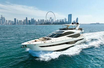 دبي: تأجير يخت فاخر من طراز Galeon 80FT ELLA
