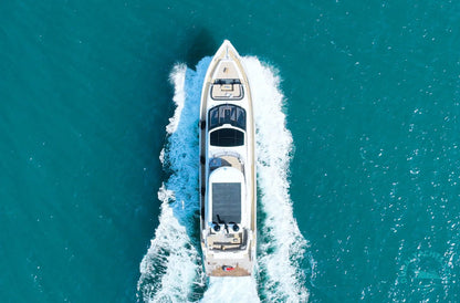 دبي: تأجير يخت فاخر من طراز Galeon 80FT ELLA