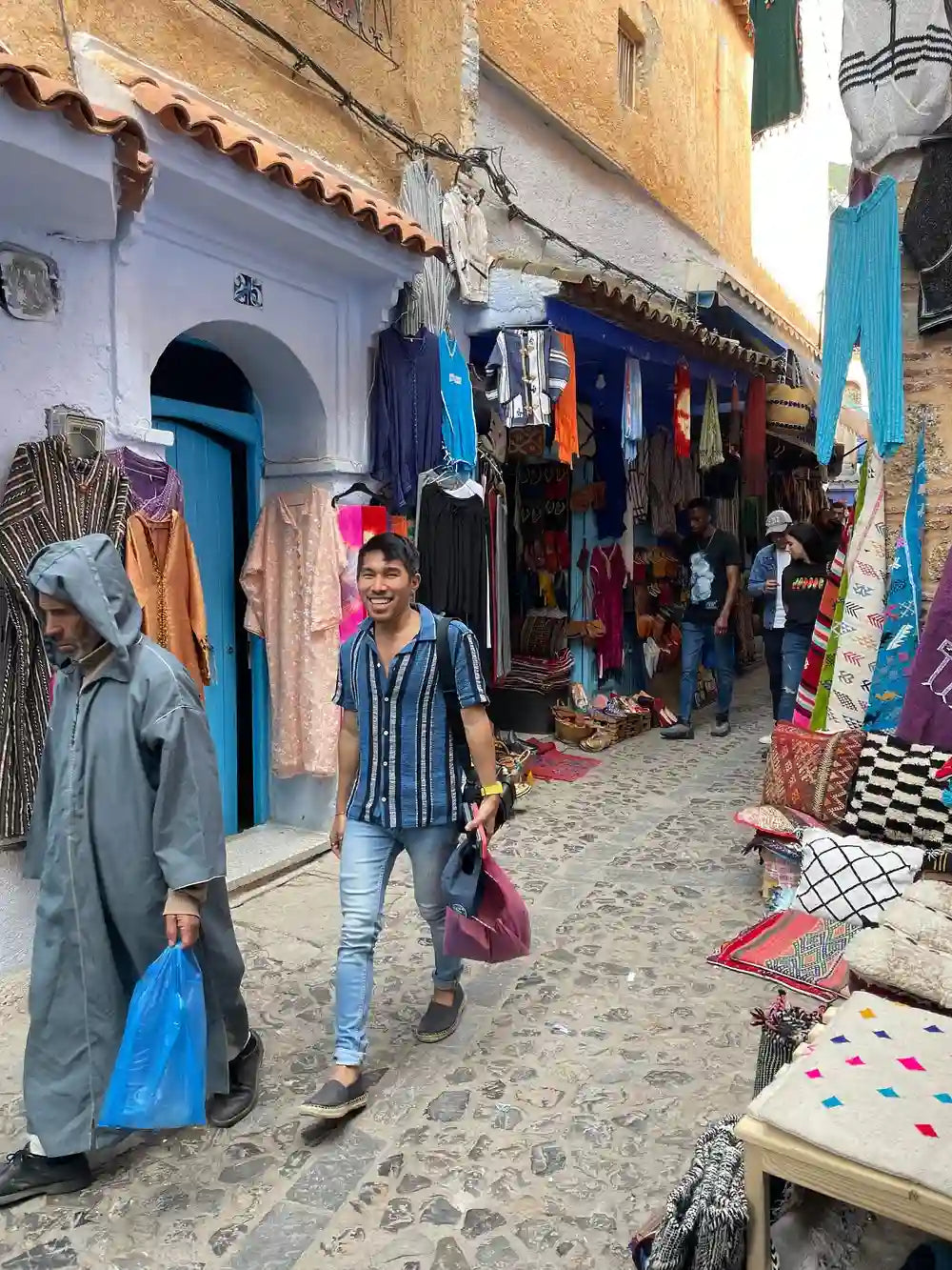 From Fès : excursion d’une journée pour visiter Chefchaouen et faire du sightseeing en ville
