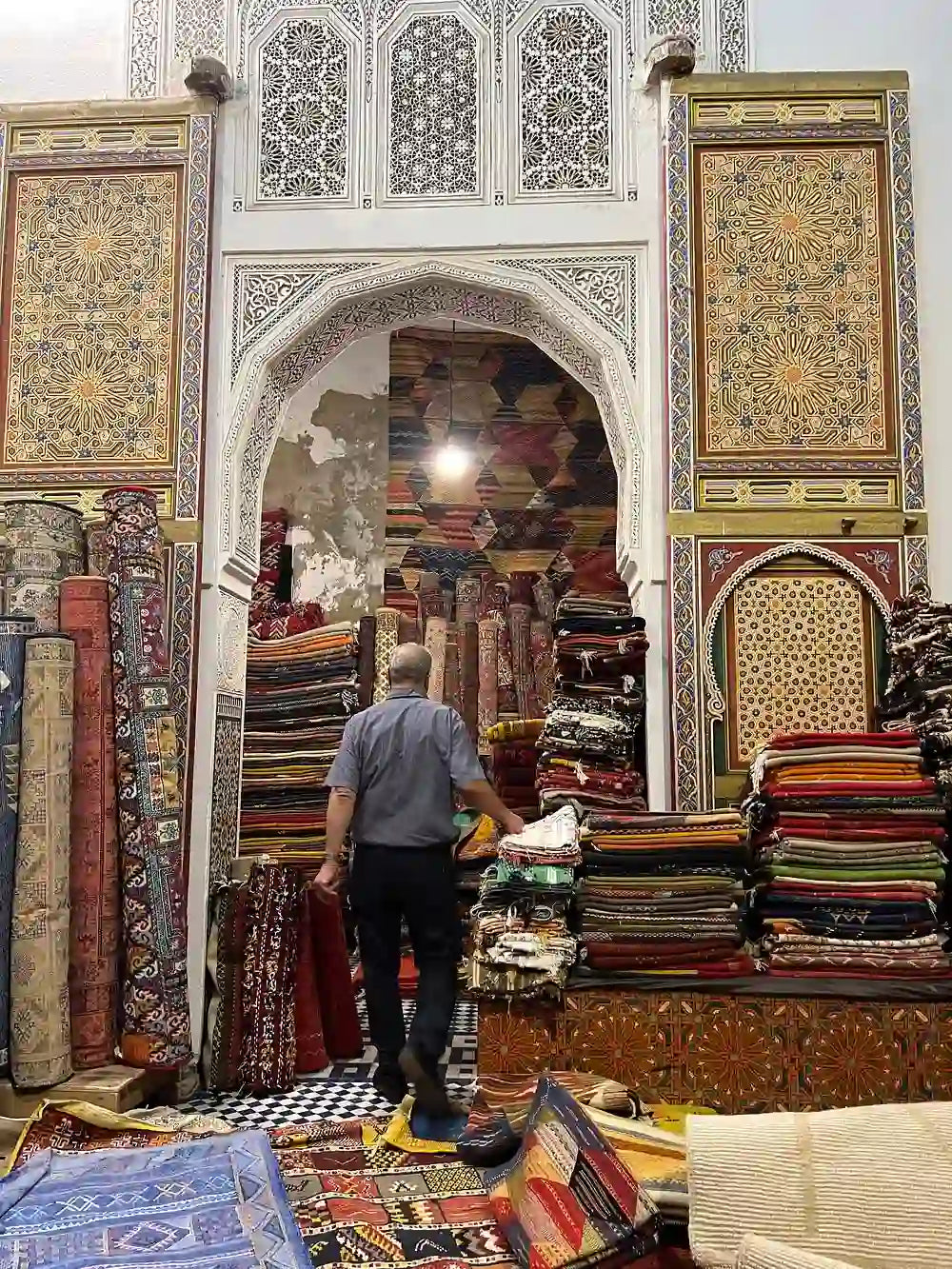 Explorez les souks de la médina