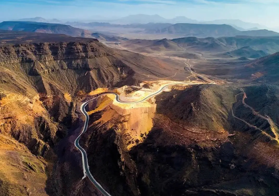 Dari AlUla: Tur Alam Sehari Penuh ke Ngarai Wadi Dissah dengan Makan Siang