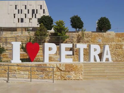 अम्मान से: पेट्रा और मृत सागर निजी पूर्ण दिन का दौरा