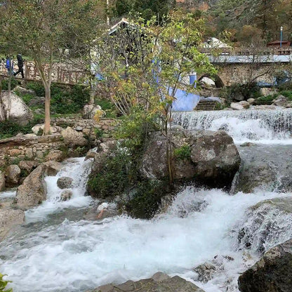 From Casablanca: Escursione di un giorno a Chefchaouen in treno