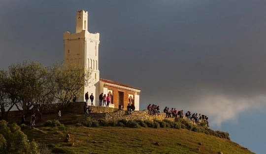 From Casablanca: Escursione di un giorno a Chefchaouen in treno