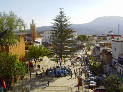 From Casablanca: Escursione di un giorno a Chefchaouen in treno