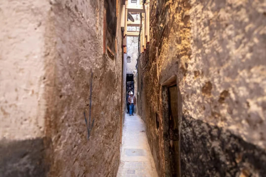 From Casablanca: Tagesausflug nach Fès mit Medina-Führung und Mittagessen