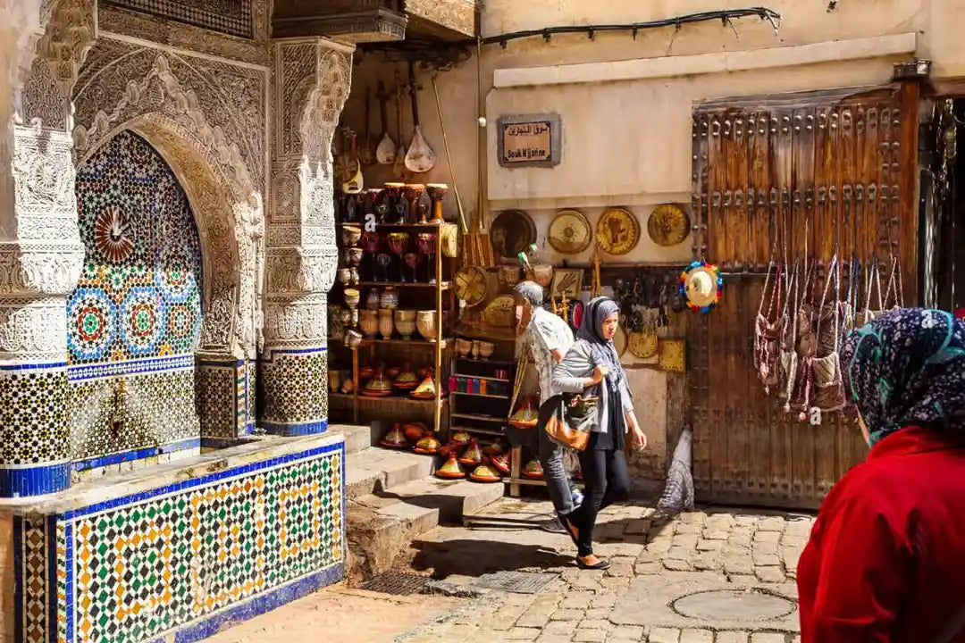 From Casablanca: Tagesausflug nach Fès mit Medina-Führung und Mittagessen