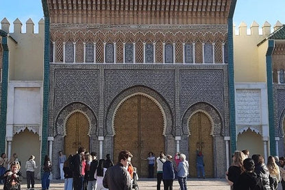 From Casablanca: Tagesausflug nach Fès mit Medina-Führung und Mittagessen