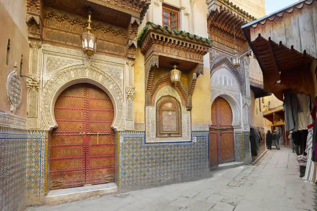 From Casablanca: Tagesausflug nach Fès mit Medina-Führung und Mittagessen