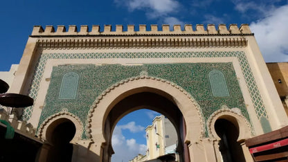From Casablanca: Tagesausflug nach Fès mit Medina-Führung und Mittagessen