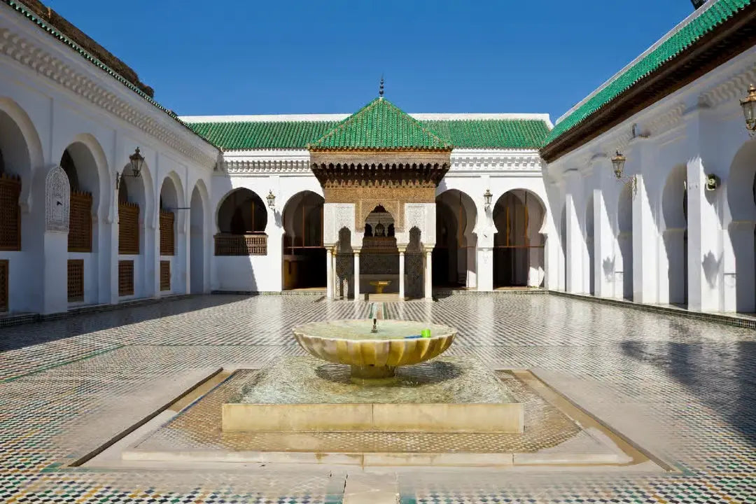 From Casablanca: Tagesausflug nach Fès mit Medina-Führung und Mittagessen