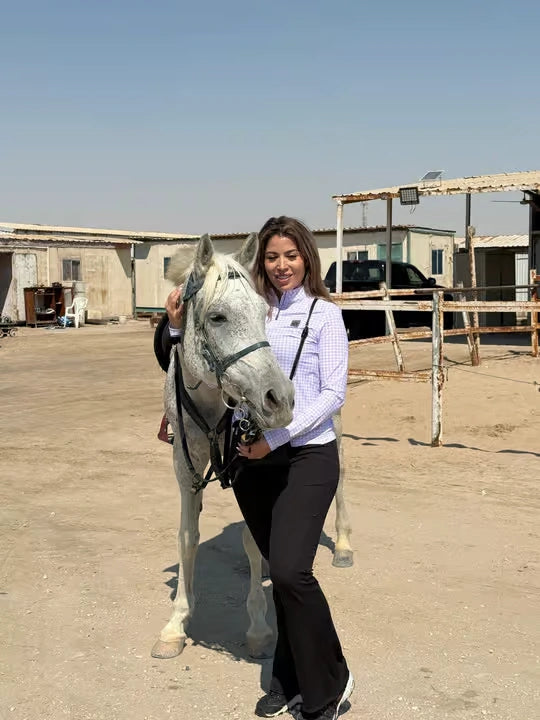 From Doha: Arabian Horse Riding Private Trip by Sea or Desert