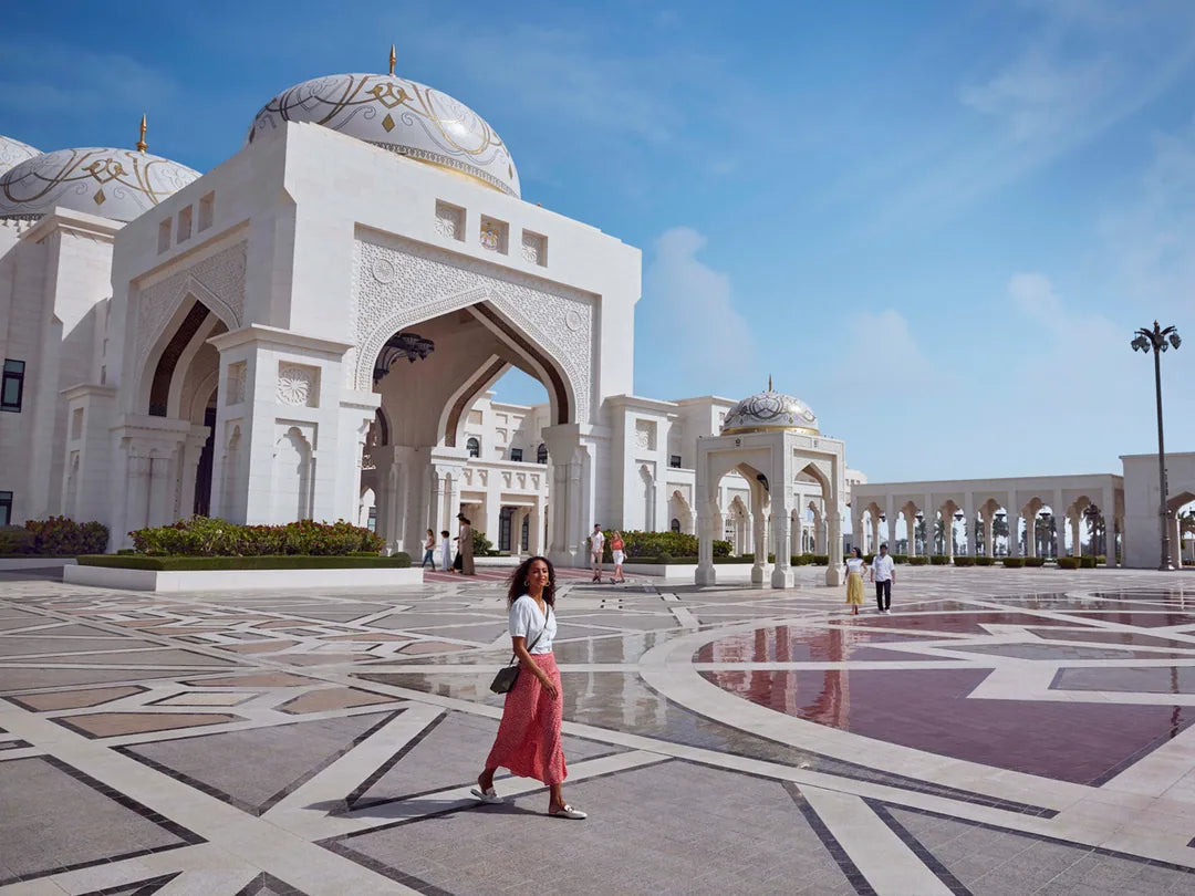 From Dubai: Abu Dabi Rehberli Şehir Turu Premium Özel Tur