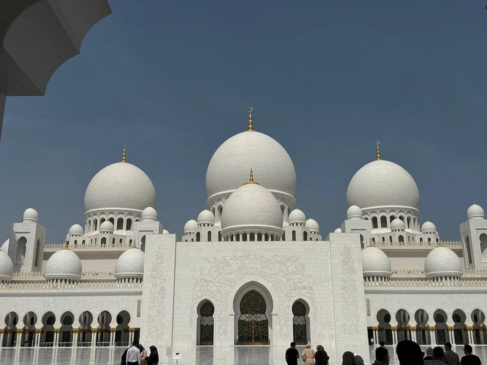 From Dubai: Privat bytur i Abu Dhabi til Den store moskeen og Heritage Village-tur