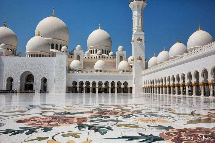 From Dubai: Privat bytur i Abu Dhabi til Den store moskeen og Heritage Village-tur
