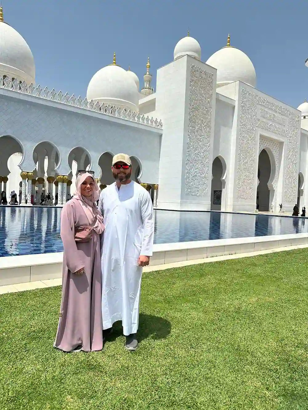 From Dubai: Privat bytur i Abu Dhabi til Den store moskeen og Heritage Village-tur