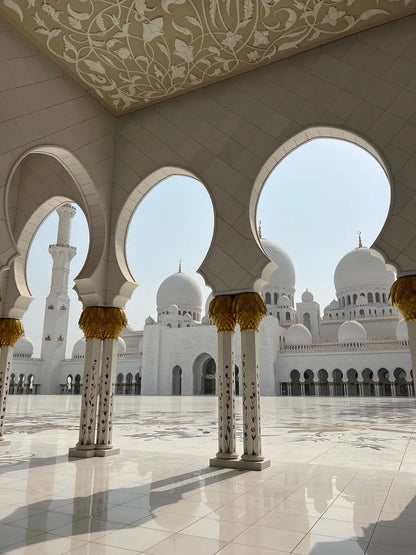 From Dubai: Privat bytur i Abu Dhabi til Den store moskeen og Heritage Village-tur