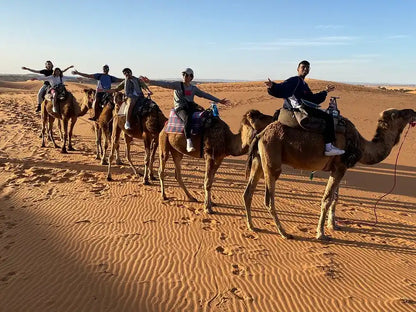 Från Fes: 2-dagars Saharaökentur via Ifrane och Merzouga