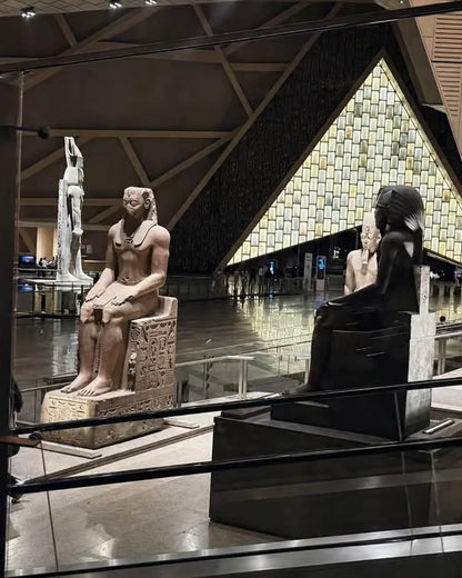 From Hurghada: Full-Day Cairo Guided Tour by Bus to Pyramids of Giza