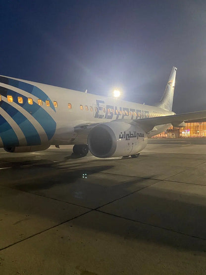 From Hurgada: tour guiado de día completo a El Cairo en vuelo