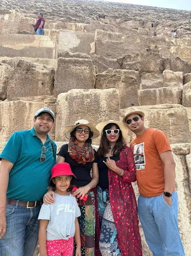 From Hurgada: tour guiado de día completo a El Cairo en vuelo
