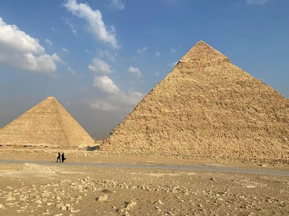 From Hurghada: Full-Day Cairo Guided Tour by Van to Pyramids of Giza