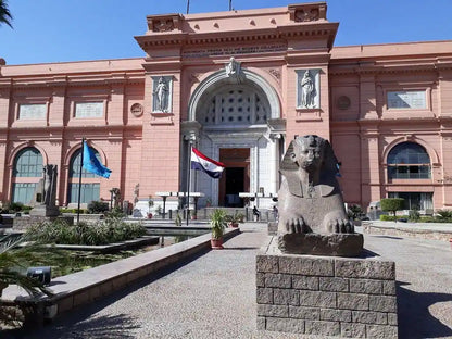 From Hurghada: Geführte Kleingruppen-Tagestour nach Kairo