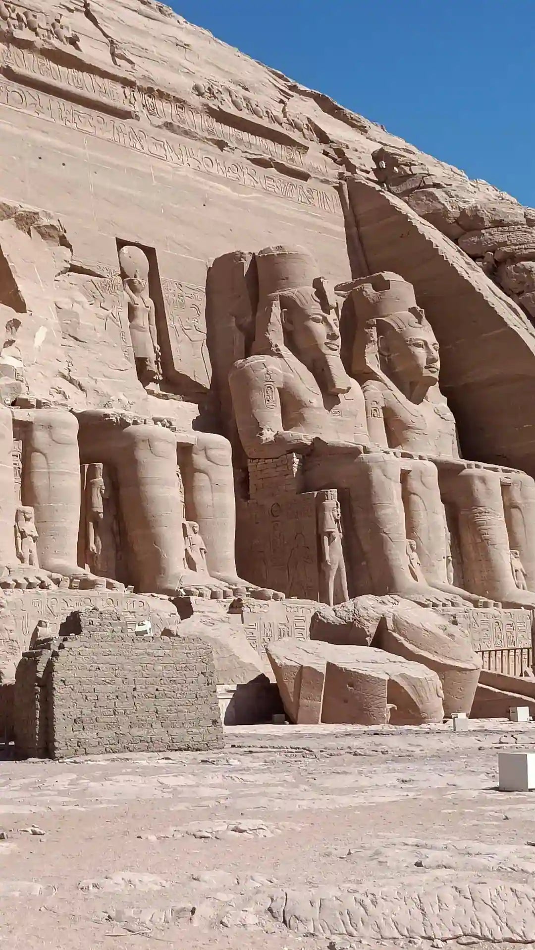 Dari Hurghada: Tur Berpemandu Lembah Para Raja, Hatshepsut, dan Karnak dengan Makan Siang